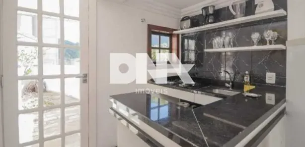 Cobertura com 18 Quartos à venda, 800m² no Copacabana, Rio de Janeiro