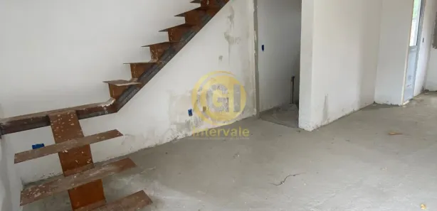 Casa de Condomínio com 2 Quartos à venda, 100m² no Vila Areao, Taubaté