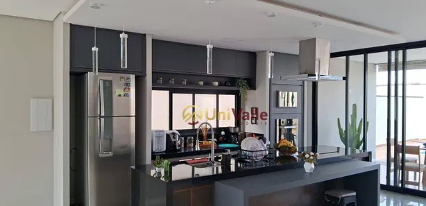 Casa de Condomínio com 3 Quartos para venda ou aluguel, 326m² no Quiririm, Taubaté