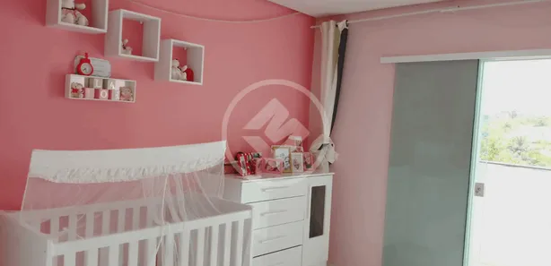 Sobrado com 4 Quartos à venda, 300m² no Centro, Simões Filho