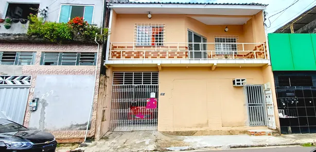 Sobrado com 7 Quartos à venda, 272m² no Alvorada, Manaus