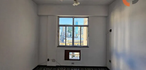 Kitnet com 1 Quarto para alugar, 33m² no Centro, Nova Iguaçu