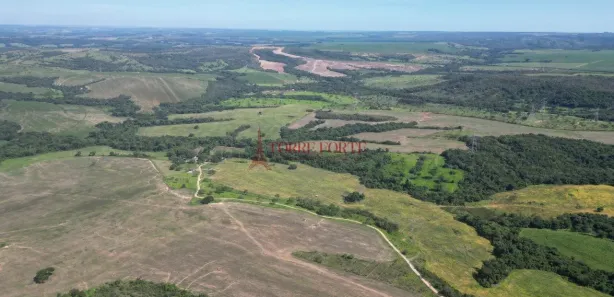Fazenda/Sítio com 3 Quartos à venda, 4977200m² no Setor Central, Silvânia