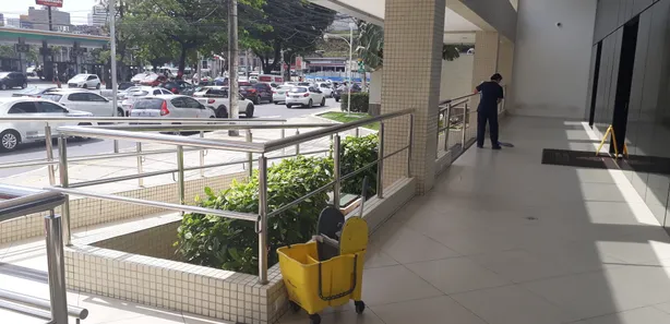 Ponto Comercial para alugar, 900m² no Pituba, Salvador