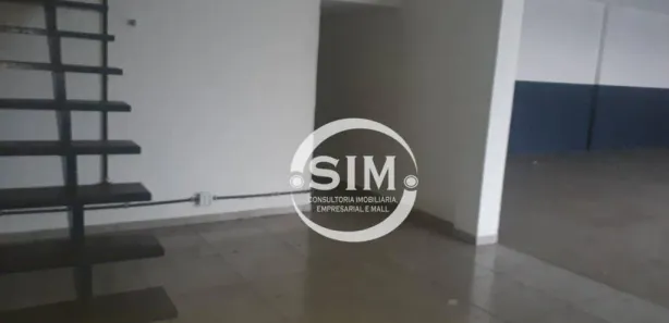 Galpão/Depósito/Armazém para alugar, 150m² no Praia do Siqueira, Cabo Frio