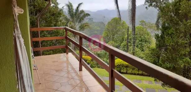 Casa de Condomínio com 3 Quartos à venda, 272m² no SP-046, Santo Antônio do Pinhal