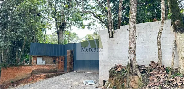 Galpão/Depósito/Armazém para venda ou aluguel, 1200m² no Centro, São Lourenço da Serra