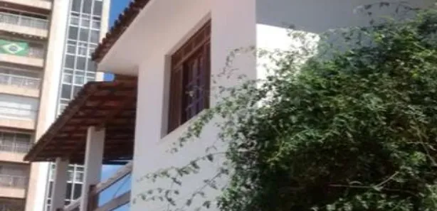 Casa com 4 Quartos para venda ou aluguel, 330m² no Jardim Apipema, Salvador