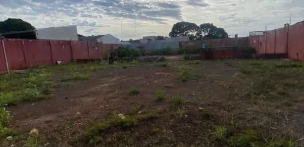 Lote/Terreno para alugar, 840m² no Jardim Bandeirantes, Campo Mourão
