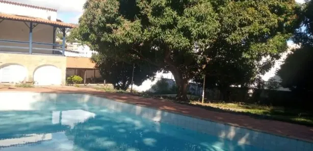 Casa com 5 Quartos para alugar, 2463m² no Serra, Belo Horizonte