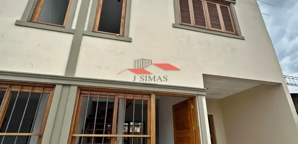 Sobrado com 2 Quartos à venda, 57m² no Vila Silveira Martins, Cachoeirinha