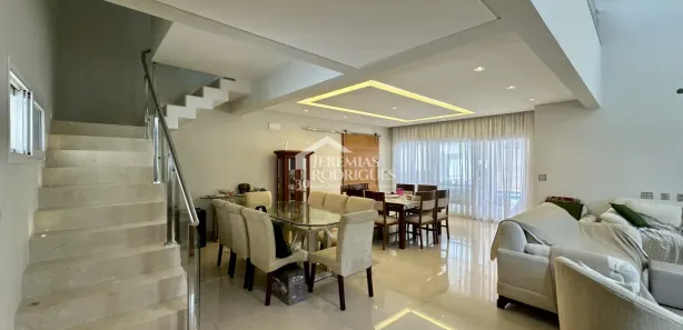 Casa de Condomínio com 4 Quartos para alugar, 370m² no Quiririm, Taubaté