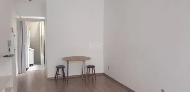 Kitnet com 1 Quarto à venda, 32m² no Farroupilha, Porto Alegre