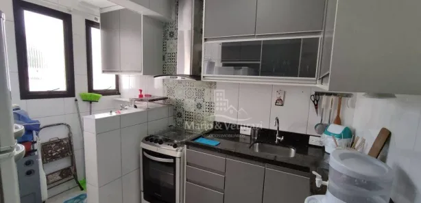 Apartamento com 2 Quartos à venda, 60m² no Jardim Las Palmas, Guarujá