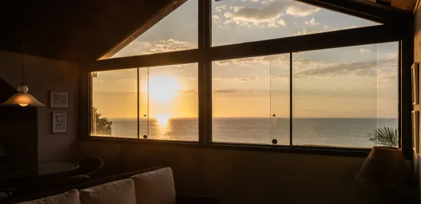 Sobrado com 10 Quartos à venda, 500m² no Morro Sorocotuba, Guarujá