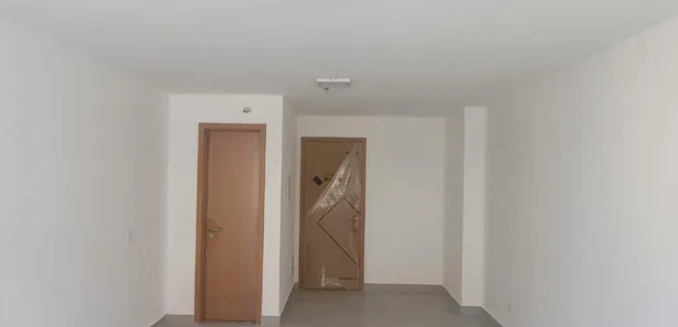 Sala Comercial à venda, 30m² no Centro, Lauro de Freitas
