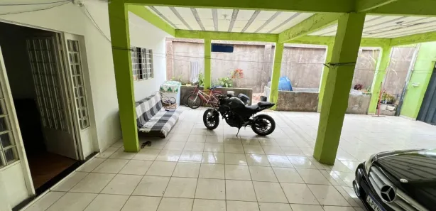 Sobrado com 4 Quartos à venda, 200m² no Santa Maria, Brasília