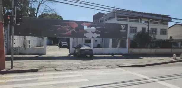 Ponto Comercial para alugar, 450m² no Oswaldo Cruz, Rio de Janeiro