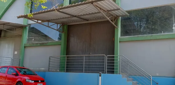 Galpão/Depósito/Armazém para alugar, 1000m² no Botiatuba, Almirante Tamandaré