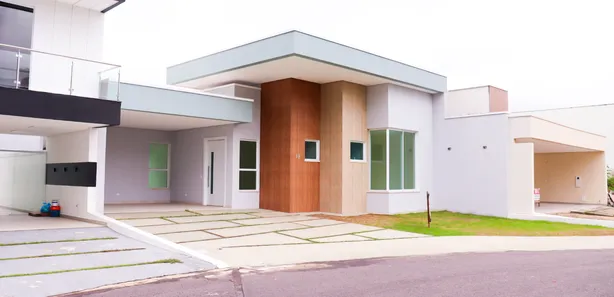 Casa de Condomínio com 3 Quartos à venda, 300m² no Ponta Negra, Manaus