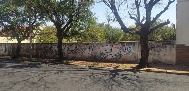 Lote/Terreno à venda, 687m² no Centro, Araraquara