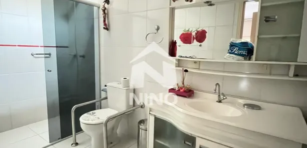 Sobrado com 3 Quartos à venda, 188m² no Vila Márcia, Cachoeirinha