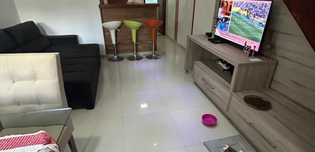 Casa de Condomínio com 2 Quartos para alugar, 120m² no Ogiva, Cabo Frio