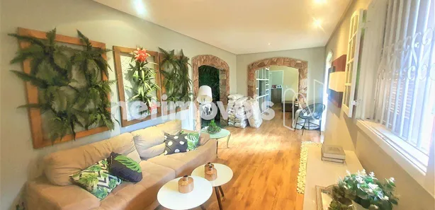 Casa com 6 Quartos à venda, 670m² no São Lucas, Belo Horizonte