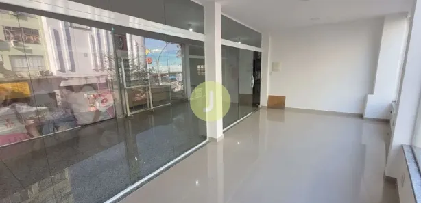 Ponto Comercial para alugar, 25m² no Campo Grande, Rio de Janeiro