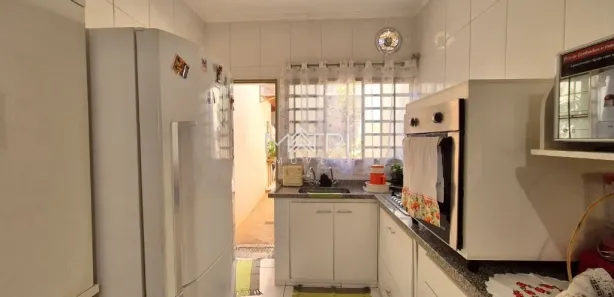 Casa com 3 Quartos à venda, 109m² no Centro, Araraquara