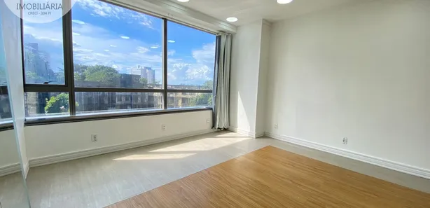 Sala Comercial à venda, 36m² no Adrianópolis, Manaus