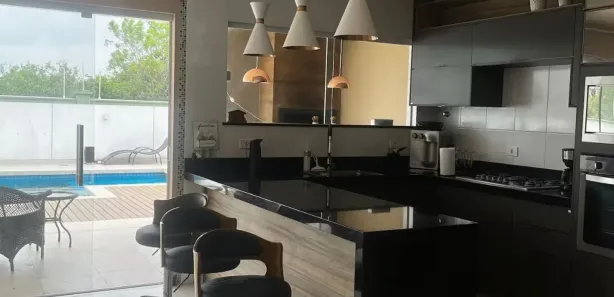 Casa de Condomínio com 3 Quartos para alugar, 180m² no Ogiva, Cabo Frio