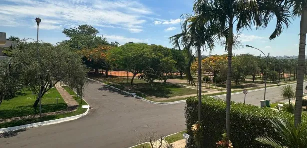 Casa de Condomínio com 4 Quartos para alugar, 385m² no Residencial Granville, Goiânia
