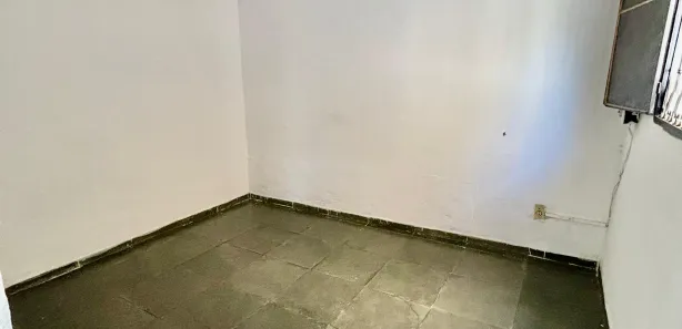 Kitnet com 1 Quarto para alugar, 30m² no Taquara, Rio de Janeiro