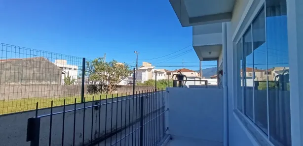Sobrado com 2 Quartos para alugar, 68m² no Barra do Aririú, Palhoça
