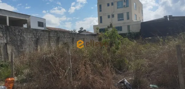 Lote/Terreno à venda, 360m² no Centro, Vespasiano