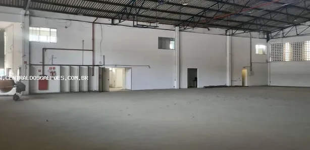 Galpão/Depósito/Armazém para alugar, 1500m² no Fazenda Grande do Retiro, Salvador