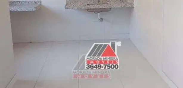 Casa com 6 Quartos para alugar, 300m² no Centro, Santa Luzia