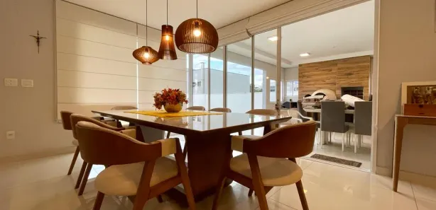Casa de Condomínio com 4 Quartos para alugar, 320m² no Quiririm, Taubaté