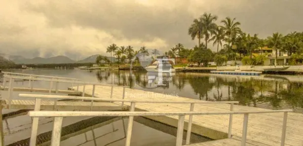 Casa de Condomínio com 4 Quartos à venda, 388m² no Balneario Praia do Perequê, Guarujá