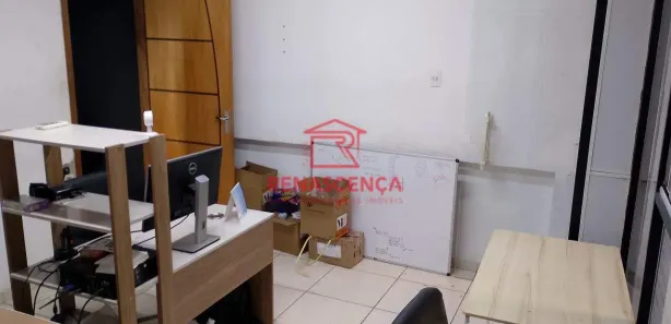 Galpão/Depósito/Armazém para alugar, 750m² no Realengo, Rio de Janeiro