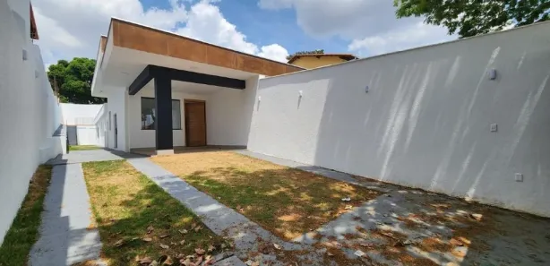 Casa com 3 Quartos à venda, 250m² no Copacabana, Belo Horizonte