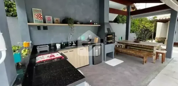 Casa com 3 Quartos para alugar, 170m² no Cuiabá, Petrópolis