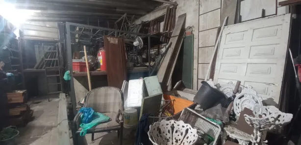Galpão/Depósito/Armazém com 1 Quarto para alugar, 23m² no Vila Valqueire, Rio de Janeiro