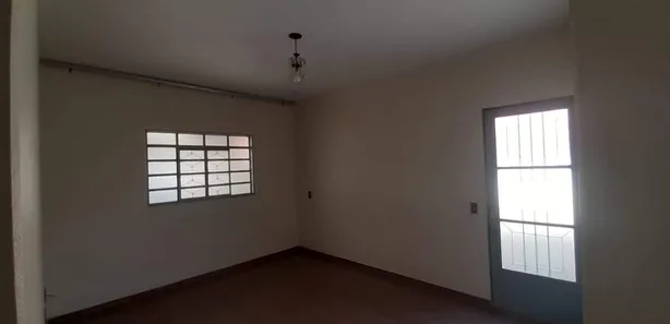 Casa com 2 Quartos à venda, 151m² no Jardim Taquaral, Brotas