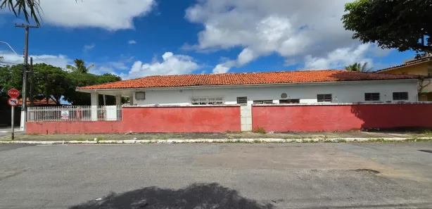 Casa com 5 Quartos à venda, 460m² no Pitanguinha, Maceió