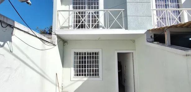 Casa com 2 Quartos para alugar, 110m² no Alvarez, Nova Iguaçu