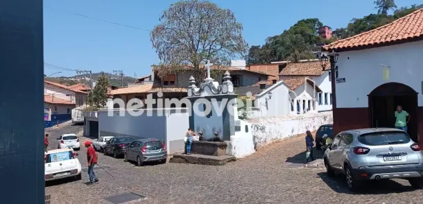 Ponto Comercial para alugar, 107m² no Centro, Sabará