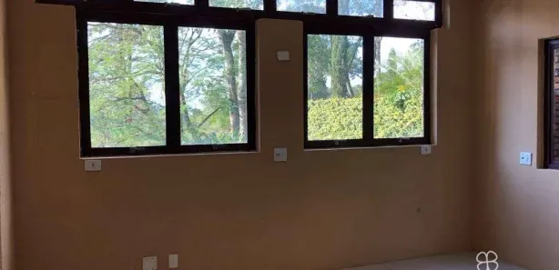 Ponto Comercial à venda, 351m² no Chácara São João, Carapicuíba