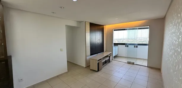 Apartamento com 3 Quartos para alugar, 75m² no Vila São Tomaz, Aparecida de Goiânia